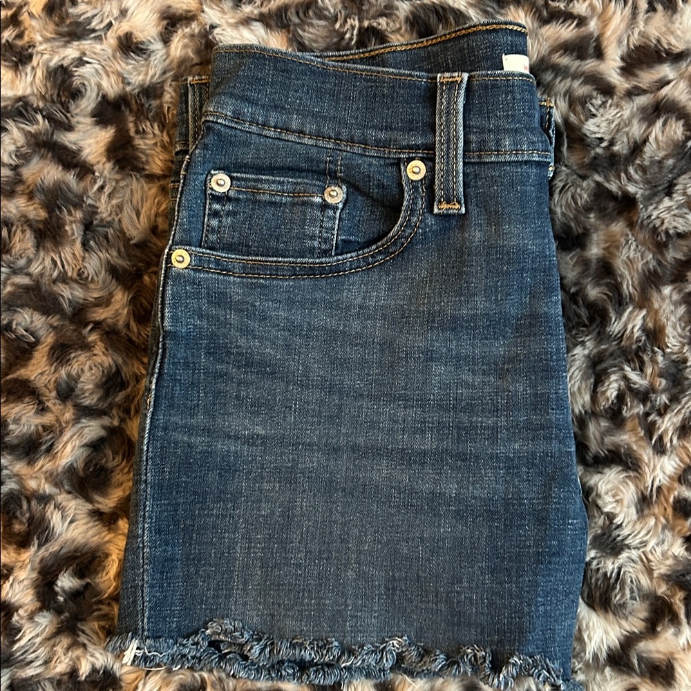 Levi Strauss jean shorts size 27 new never worn  never washed - Picture 7 of 13